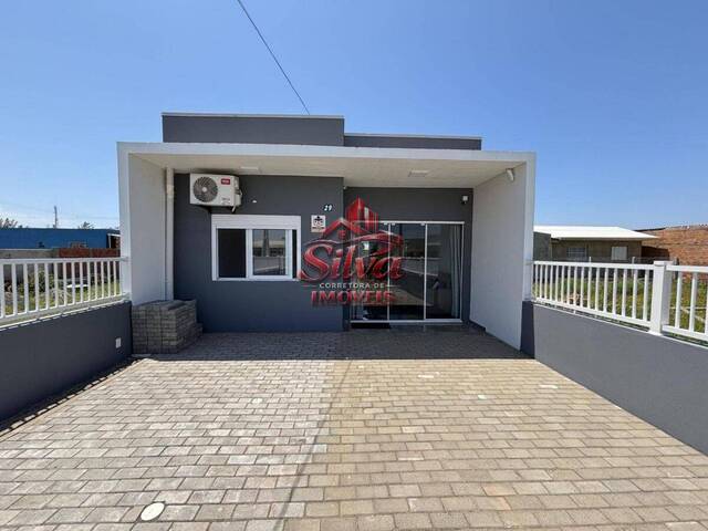 #1131 - Casa para Venda em Imbé - RS