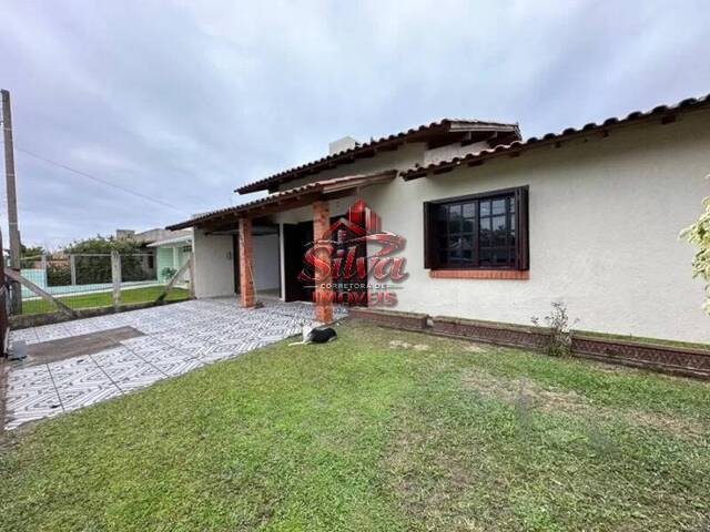 #1136 - Casa para Venda em Imbé - RS