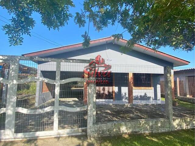 #1143 - Casa para Venda em Imbé - RS