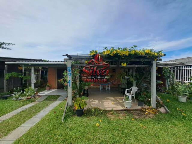 #1161 - Casa para Venda em Imbé - RS