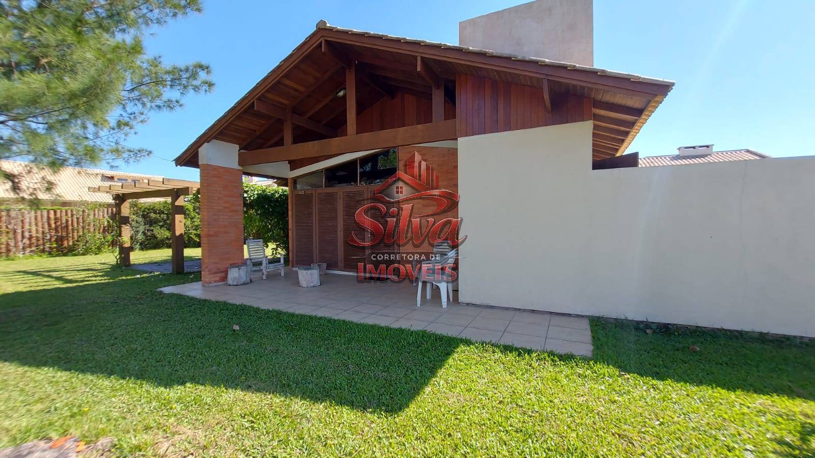 Casa, 3 quartos, 106 m² - Foto 1