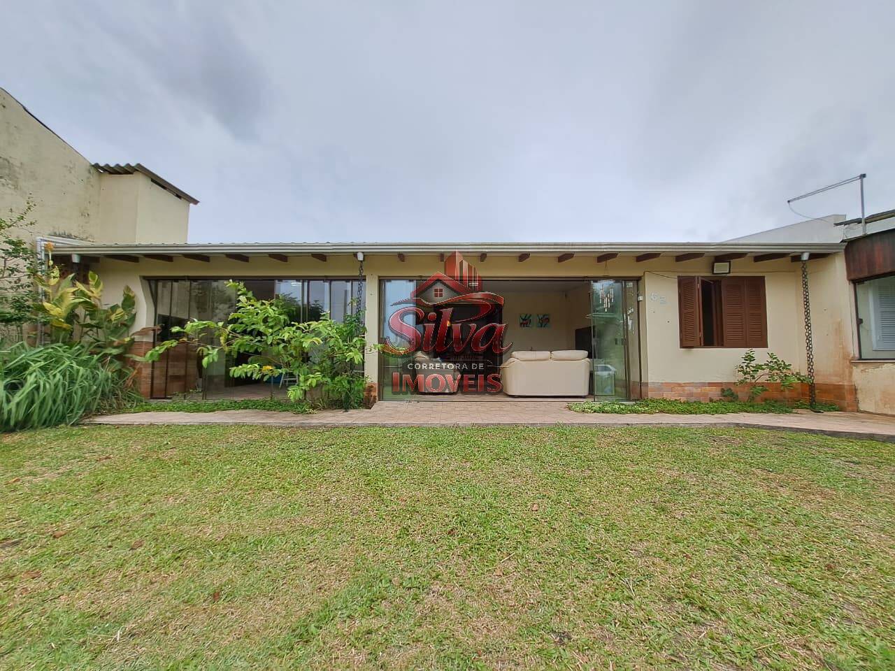 Casa, 3 quartos, 108 m² - Foto 1